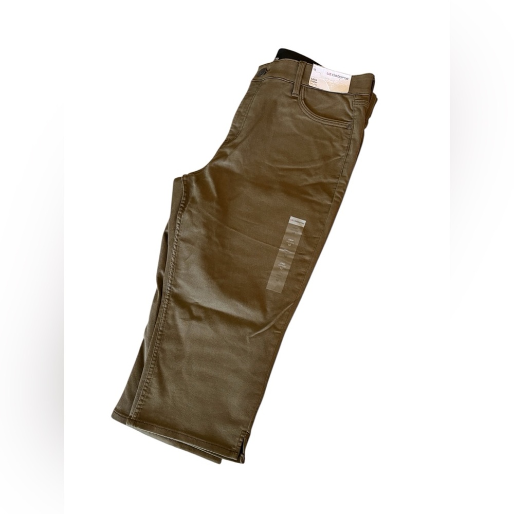 Liz Claiborne Olive Green Capris